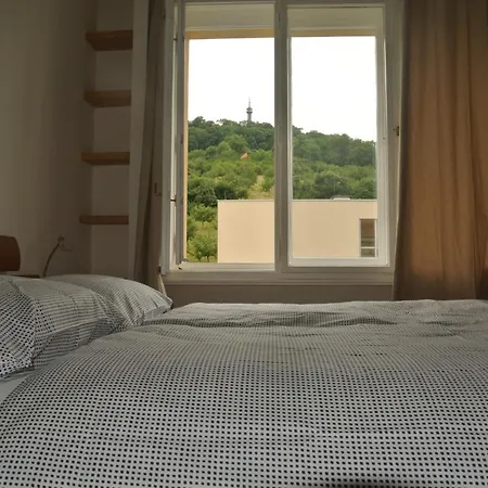 Hellichova Appartement Praag
